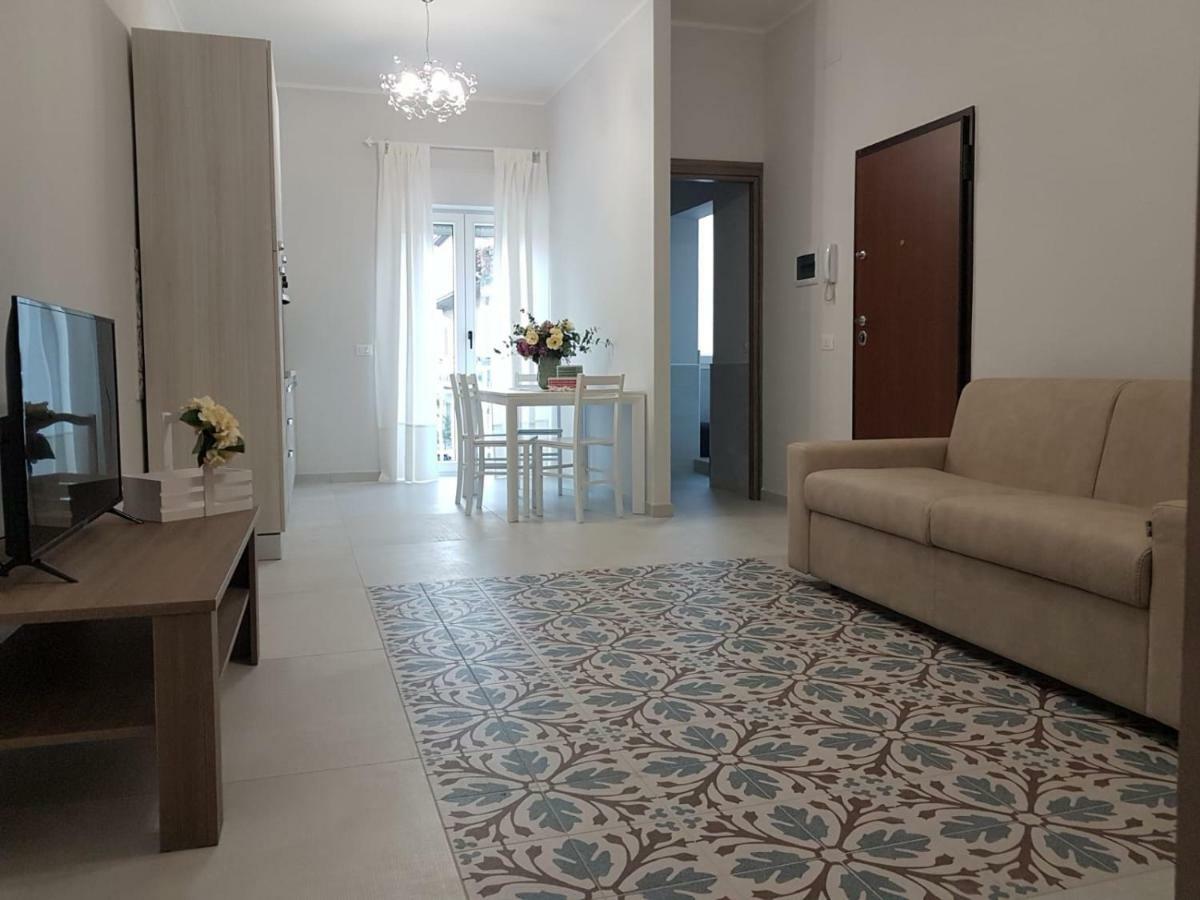 Affitta Camere Da Nonna Maria レージナ エクステリア 写真
